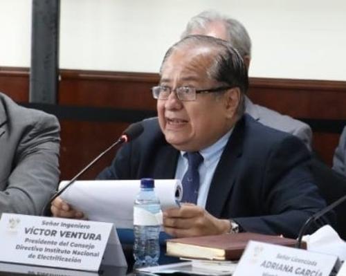 Pese a las críticas, el presidente del INDE y ministro de Energía, Víctor Ventura, aseguró que el dinero que está en caja ya tiene destino. (Foto: Congreso)