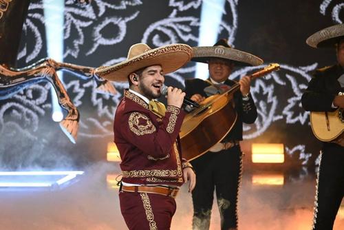 Cristian en su última interpretación en "La Academia". (Foto: La Academia)