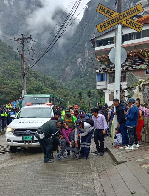 Al menos dos turistas guatemaltecos resultaron heridos durante accidente de autobús en el regreso de Machu Picchu. (Foto: AFP)