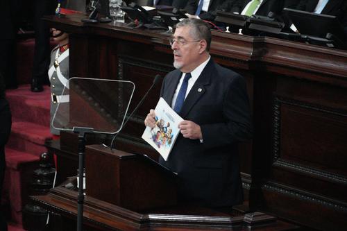 Según el Presidente, ha aprendido a mantenerse firme ante tentanciones que presentan por el ejercicio del poder. (Foto: Wilder López/Soy502)