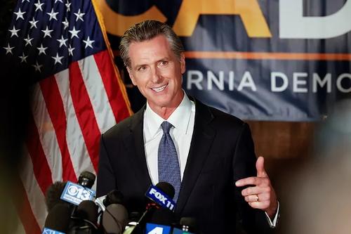 Según informes de prensa, Trump será recibido por el gobernador de California, Gavin Newsom, quien se ha convertido en un objetivo frecuente de críticas por parte del republicano. (Foto: Fred Greaves / Reuters) 