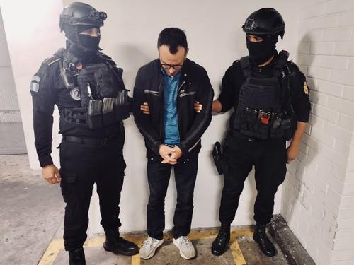 La detención del presunto narcotraficante se logró luego de un año de investigación en Guatemala. (Foto: PNC)