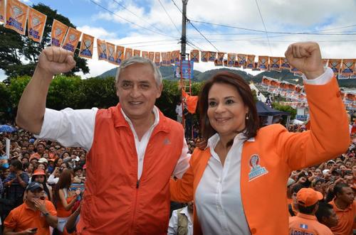 Otto Pérez y Baldetti, en el cierre de la campaña electoral del 2011. (Foto: nuestrodiariodigital.com)