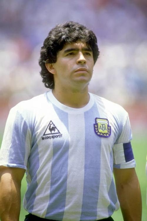 Un gran jugador, un líder en la cancha. Así recuerda el fútbol a Diego Armando Maradona. (Foto: Archivo)