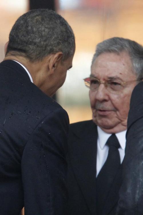 Raúl Castro aprovecho para ofrecer una apología durante le funeral de Nelson Mandela