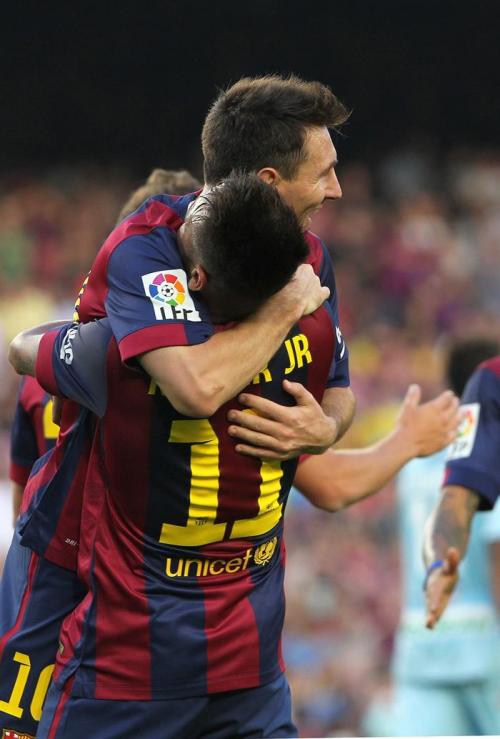 Messi hizo dos goles y dos asistencias. Neymar anotó tres goles. (Foto: AFP)