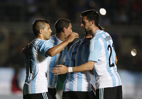 Argentina goleó a Bolivia en otro duelo amistoso. (Foto: EFE) 