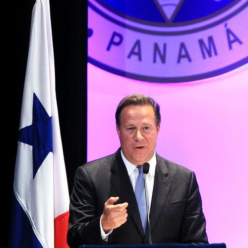 El gobierno de Panamá, encabezado por su presidente Juan Carlos Varela, busca extraditar a Martinelli desde Estados Unidos. (Foto: EFE)