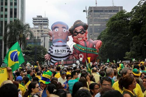 El expresidente Lula Da Silva y la actual presidenta, Dilma Rousseff, fueron protagonistas de la protesta en Brasil. (Foto: EFE)