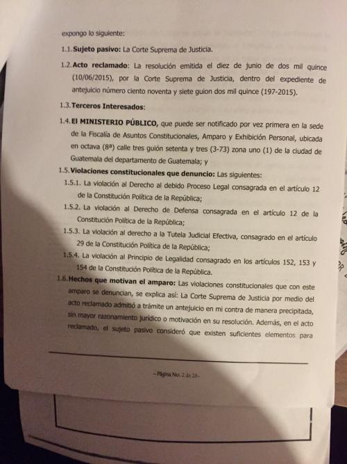 Vista del recurso presentado por Otto Pérez Molina, donde explica  la "violación" cometida por la CSJ. (Foto: Soy502) 