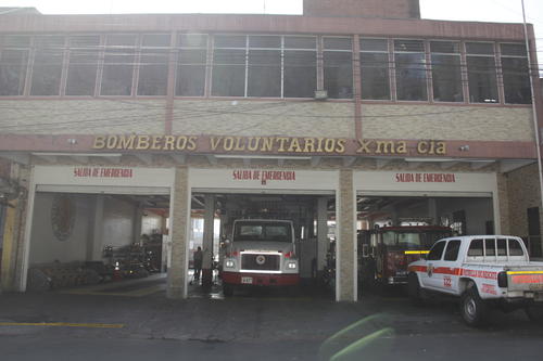 Una unidad de los bomberos voluntarios de la 10ma compañía fue asignada para cubrir la emergencia. (Foto: Fredy Hernandez/Soy502)