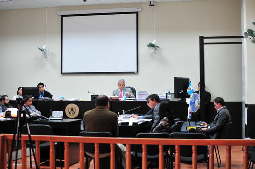 La audiencia de primera declaración en el caso de corrupción en Antigua Guatemala está a cargo del juez Miguel Ángel Gálvez. (Foto: Alejandro Balán/Soy502) 