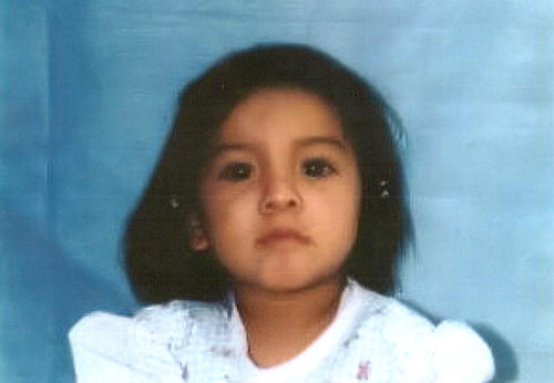 La niña Anyely Liseth Hernández Rodríguez fue sustraída de su vivienda el 3 de noviembre de 2006 ahora tiene 10 años y viven en Estados Unidos con su familia adoptiva. Se le cambió el nombre al de Karen Abigail López García. (Foto: Fundación Sobrevivientes) 