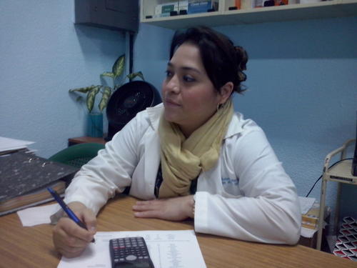 Rebeca Hernández es la encargada del Departamento de Nutrición y Dietética del San Juan de Dios. (Foto: Marcia Zavala/Soy502)
