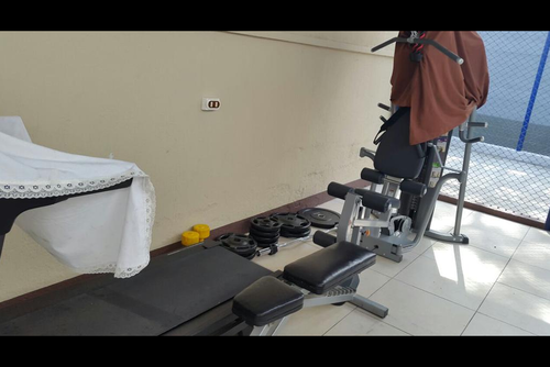 Vista de parte de los aparatos de ejercicios encontrados en una requisa en la cárcel Matamoros. (Foto: Archivo) 