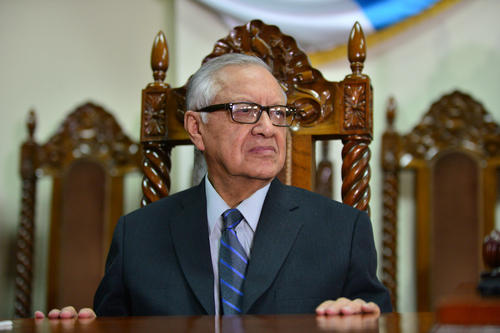 Alejandro Maldonado Aguirre integraría la nueva terna para elegir Vicepresidente, tras la renuncia de Oliverio García Rodas. 