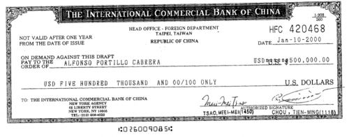 Este es el primer cheque recibido y cobrado por Alfonso Portillo, como soborno para mantener relaciones diplomáticas con Taiwán. (Foto:Soy502)