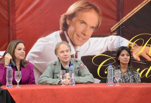 Durante la conferencia de prensa Richard Clayderman mencionó que el público latino es muy cálido y amable. (Foto: Selene Mejía/Soy502) 