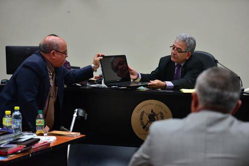 Esta sería la segunda vez que el abogado argumenta problemas de salud en audiencia. (Foto: Wilder López/Soy502) 