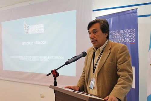 El directo de Mediación de la PDH, Mario Minera, expuso los factores que podrían atentar contra los derechos humanos en el marco del proceso electoral. (Foto PDH)