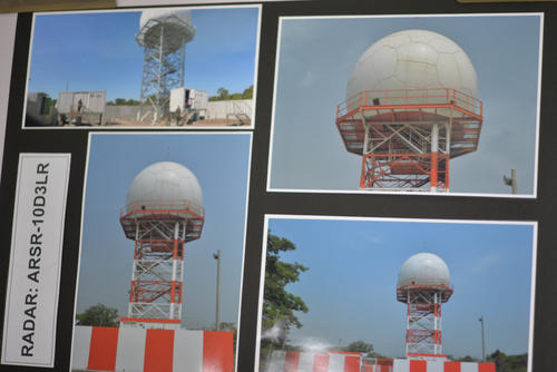 Autoridades mostraron fotografías del radar ubicado en el puerto San José, Escuintla. (Foto Jesus Alfonso/Soy502)