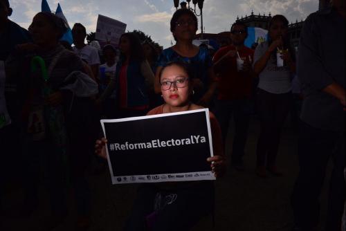 Las reformas a la Ley Electoral se convirtieron en otra demanda ciudadana durante las protestas en la Plaza de la Constitución. (Foto: Jesús Alfonso/Soy502) 