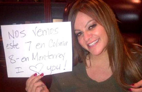 Jenni Rivera tenía una fuerte conexión con su público, en entrevistas anteriores la cantautora afirmaba que podía morir tranquila pues había realizado todo lo que quería en su vida. (Foto: Starmedia) 