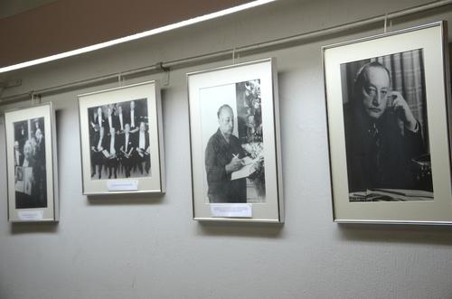 El Teatro Nacional exhibe una muestra fotográfica acerca de la vida de Miguel Ángel Asturias. (Foto: Selene Mejía/Soy502) 