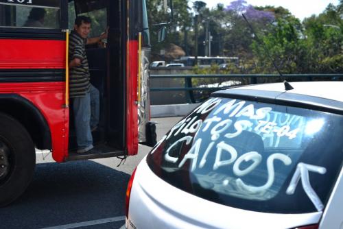 La mala calidad del transporte público empuja al citadino a buscar otras opciones. (Foto: Jesús Alfonso/Archivo Soy502)