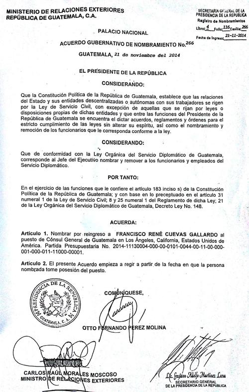 Este es el acuerdo gubernativo por medio del cual el presidente Otto Pérez Molina nombró a Francisco Cuevas como cónsul de Los Ángeles. (Foto: Archivo/Soy502)