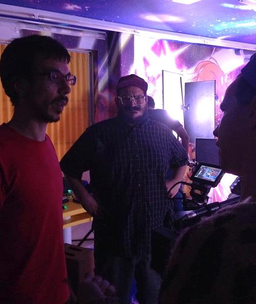 Director de fotografía Ivan Kovac, Michael Laburt y Oso Jackson trabajando en el video. (Foto: Frank Nitty) 