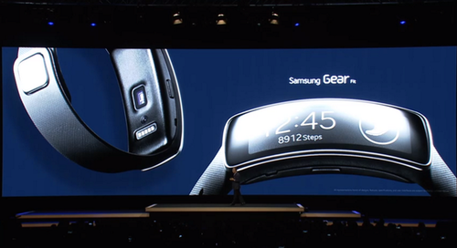 Samsung Gear, con nuevo diseño, espera mejorar los números de su antecesor, que no logró despegar.  (Foto: La Vanguardia)
