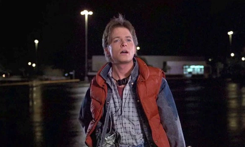 Aunque pasa el tiempo, Michael J. Fox aún es recordado como Marty Mcfly (Foto: sopitas.com)