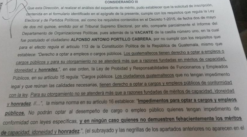 Esta es parte de la resolución con la que el Registro de Ciudadanos rechazó la inscripción de Alfonso Portillo (Foto: Soy502)