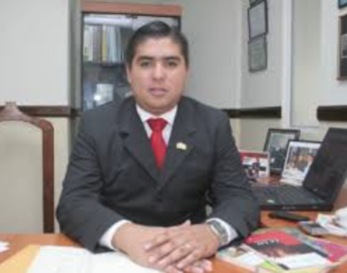 Oscar Quintanilla fue reelecto por el Partido LIDER, pero desde diciembre se sumó a las filas del Movimiento Progresista. (Foto: Congreso)