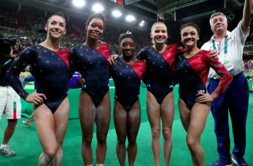 Aly, Gabby, Simone, Madison y Laurie, el equipo que conquistó Río 2016. (Foto: USA Gymnastics)