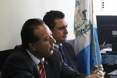 El abogado del Partido Patriota, Vernon González fue condenado a cinco años de prisión inconmutables. (Foto: Alejandro Balán/Soy502)