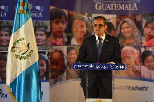 El ministro de Prevención informó sobre la situación de pasaportes y DPI. (Foto: Jesús Alfonso/Soy502)