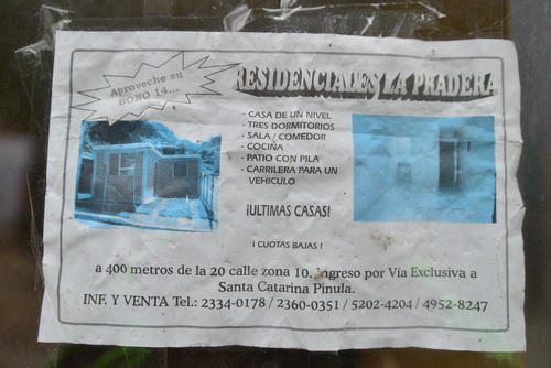 Aún quedaban casas disponibles ubicadas en Residenciales La Pradera, un sector que no quedó soterrado, pero que debe ser evacuado. (Foto: Soy502)