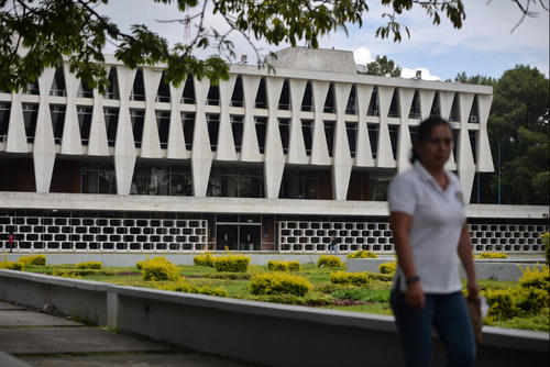 Los estudiantes de reingreso únicamente deberán ingresar a un portal para hacer la actualización de sus datos. (Foto: Wilder López/Soy502)