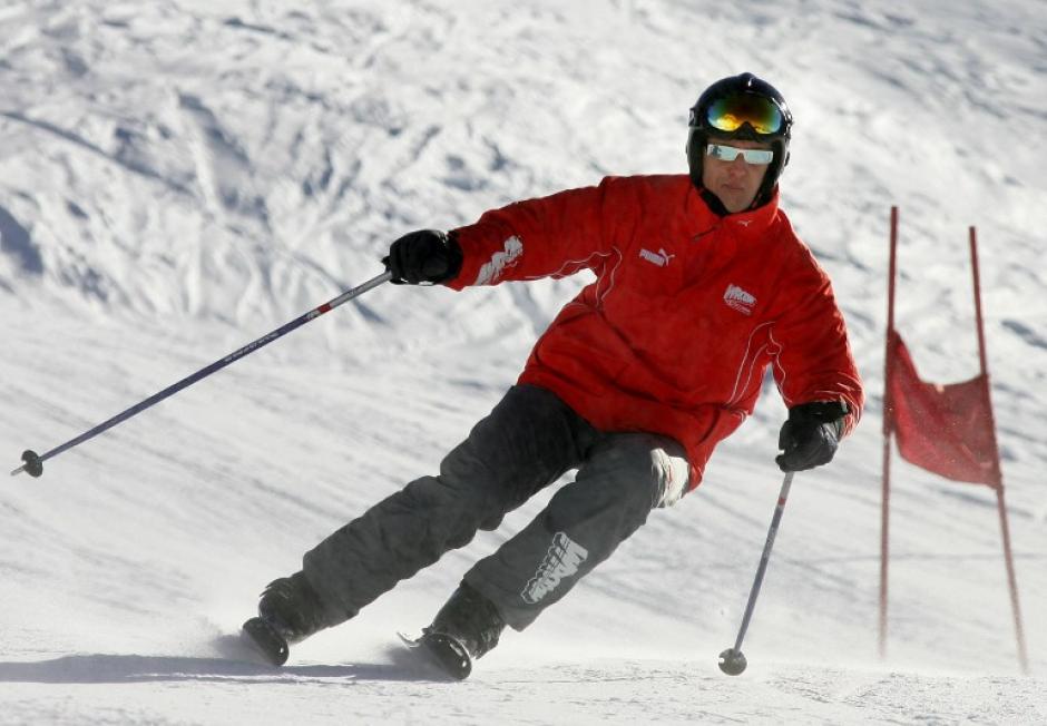 Un comunicado el Centro Hospitalario Universitario de Grenoble (CHU) en el que fue ingresado el expiloto alemán de Fórmula 1 Michael Schumacher anunció que se encuentra en un estado crítico tras el accidente de esquí. (AFP)