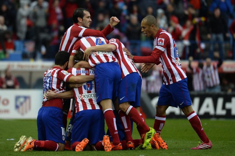 Los colchoneros quieren volver a ganar en la Liga, tras empatar 2-2 en su último juego ante el Real Madrid en el Vicente Calderón. (Foto: AFP)