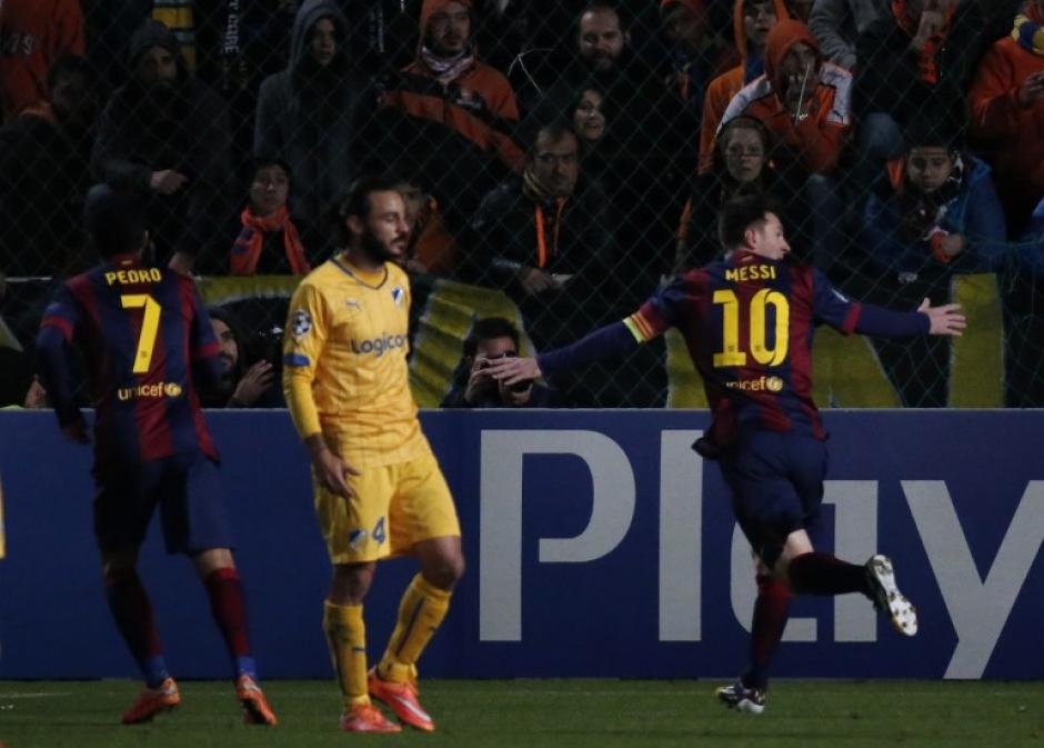 Messi corre para celebrar su gol número 72 en Champions. (Foto: AFP)