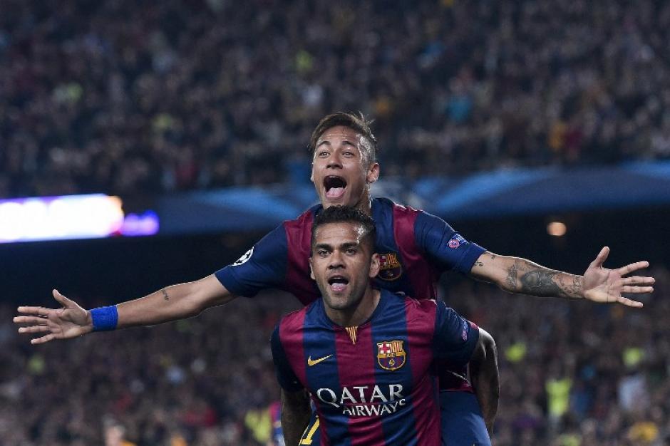 Neymar anotó los dos goles con que el Barcelona derrotó al PSG en el Camp Nou y clasificó a semifinales de la Champions con un 5-1 global. (Foto: AFP)