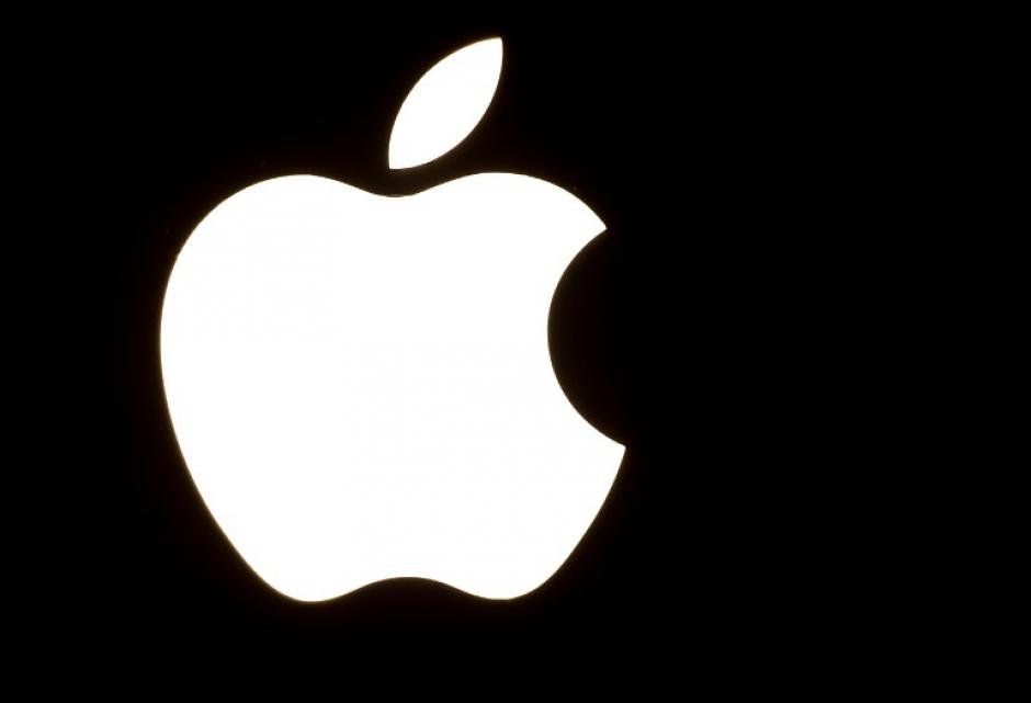 Una ilustración del logotipo de Apple Inc. tomada del 30 de enero de 2015, de Lille. (Foto: AFP/Philippe Huguen)