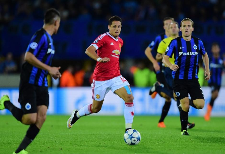 Javier "Chicharito" Hernández está a un par de horas en convertirse en el nuevo fichaje del Bayer Leverkusen. (Foto: AFP)