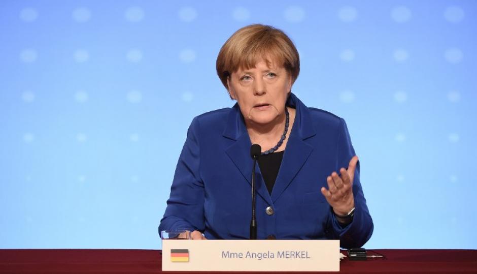 La canciller alemana Angela Merkel durante una conferencia luego de una cumbre de paz sobre Ucrania en París. (Foto: AFP)