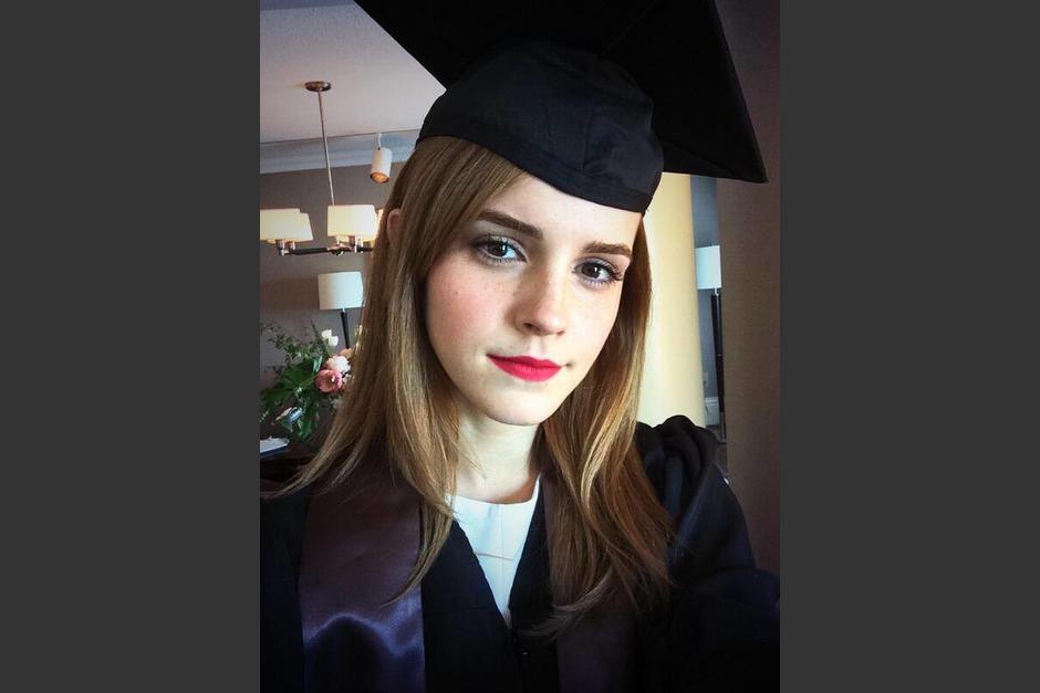 La Hermione de Harry Potter logró un triunfo académico al graduarse en Literatura Inglesa en la Universidad de Brown. (Foto: Emma Watson/Twitter)