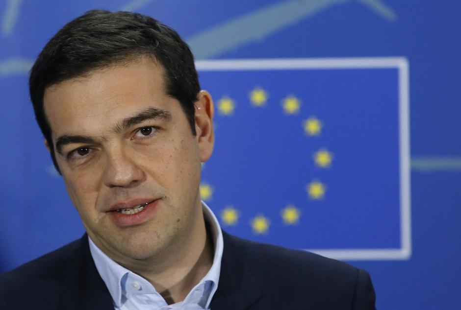 El primer ministro Tsipras ha calificado de "innecesarios y costosos" los vehículos oficiales. Los lujosos vehículos del gobierno de Papandreu suponen un coste medio de 700,000 euros. (Foto: EFE)