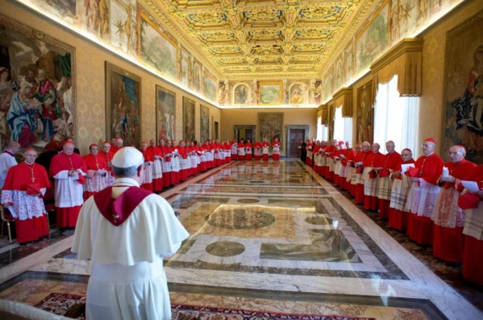 &nbsp;En la reunión de los ocho cardenales con el Papa Francisco se examinarán una serie de documentos elaborados por miembros de la Curia romana&nbsp;&nbsp;&nbsp;